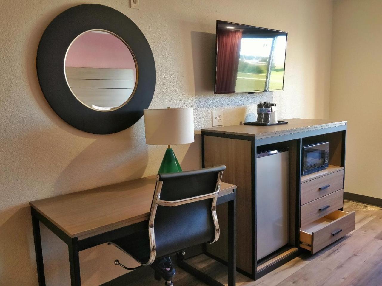 Arya Inn&Suites Irving Exterior foto